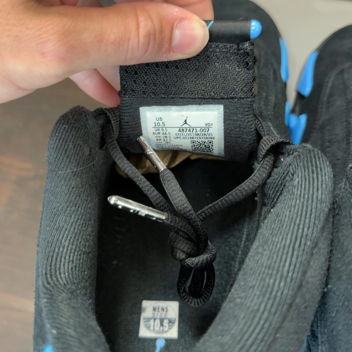 Jordan 14 Retro Black University Blue (2026) Size 10.5 (Pre-Owned) - aux