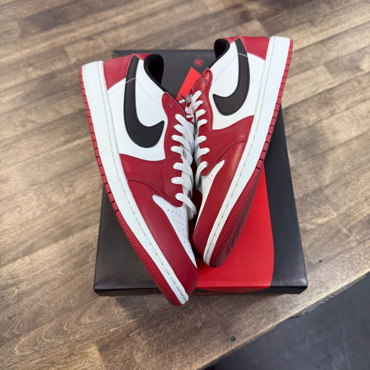 Jordan 1 Retro Low OG Chicago (2025) - Image 1