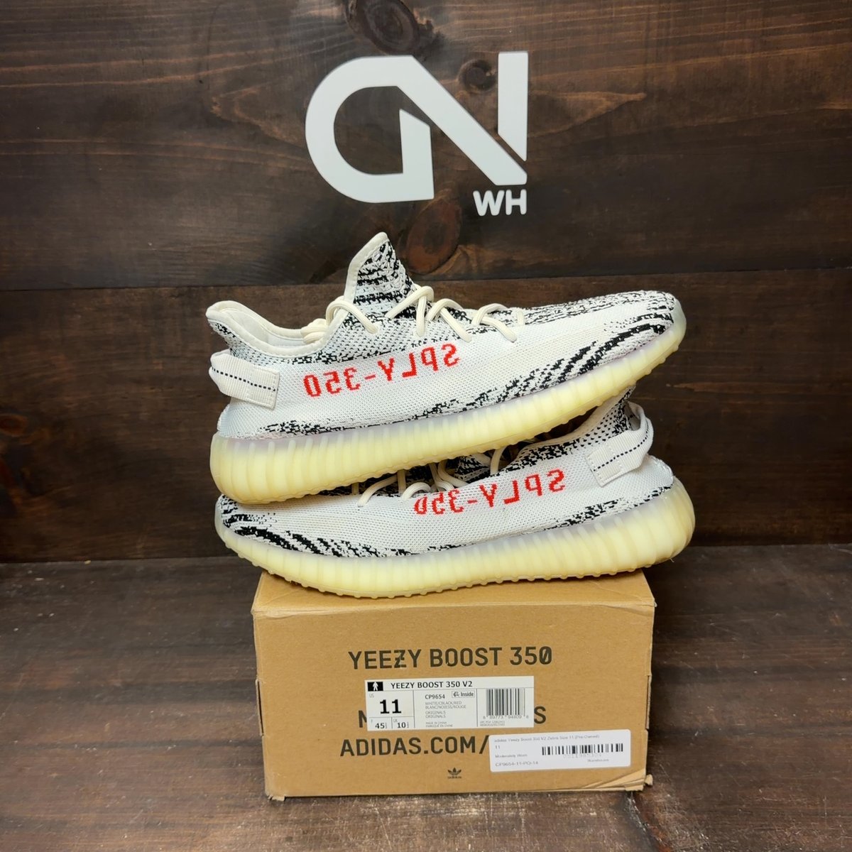 adidas Yeezy Boost 350 V2 Zebra Size 11 (Pre-Owned) - front
