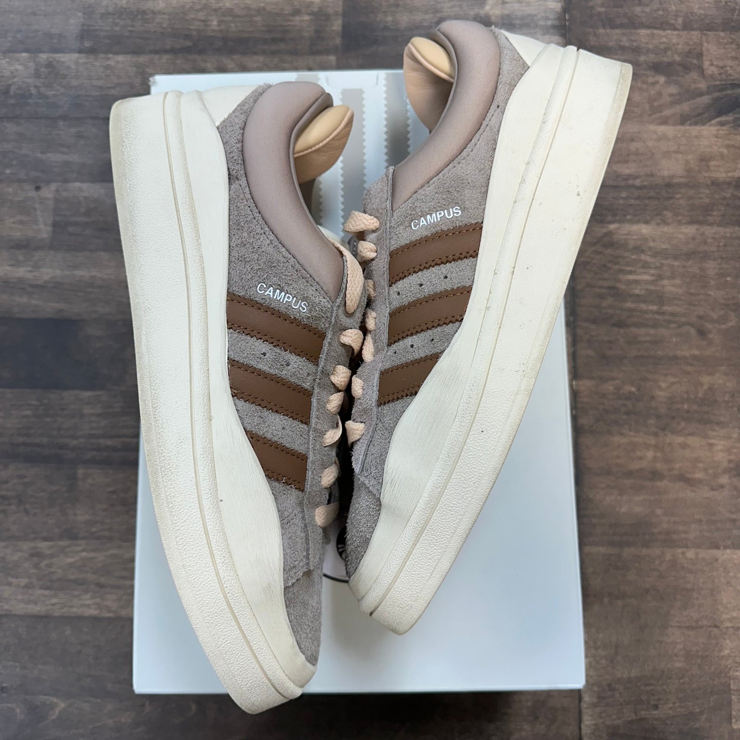 Bad Bunny Chalky Brown adidas Campus Light (USED)
