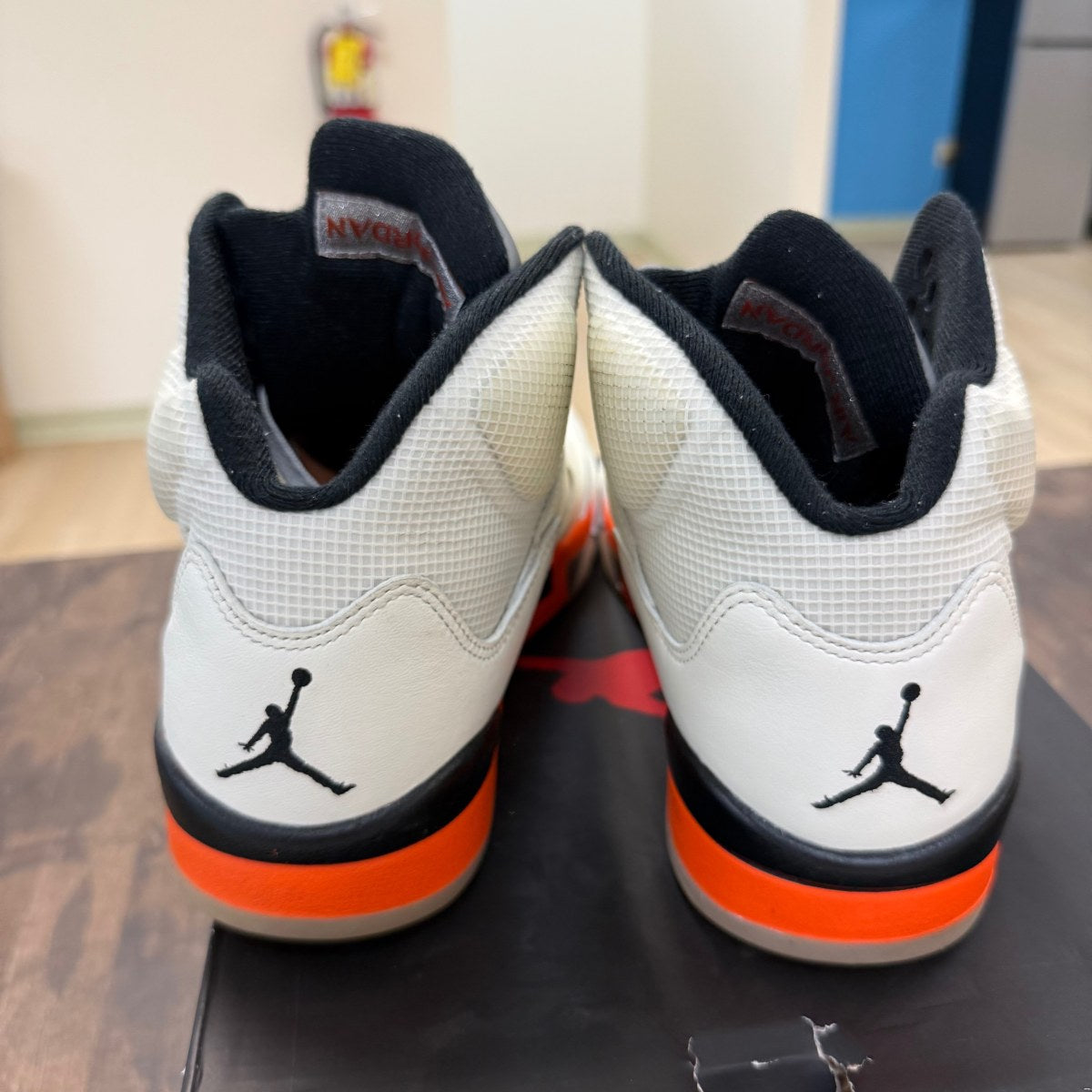 Jordan 5 Retro Shattered Backboard - Image 2