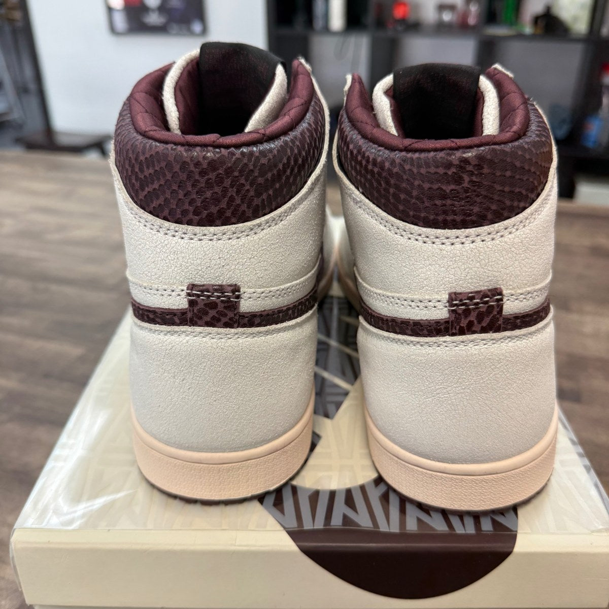 Jordan 1 Retro High OG A Ma Maniére Size 11 (Pre-Owned) - Image 4