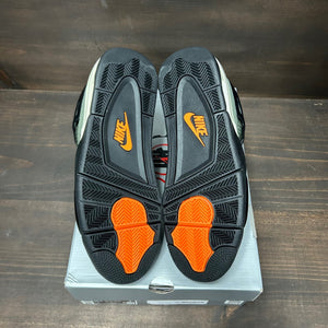 Jordan 4 Retro OG SP Undefeated (2025) - Image 6