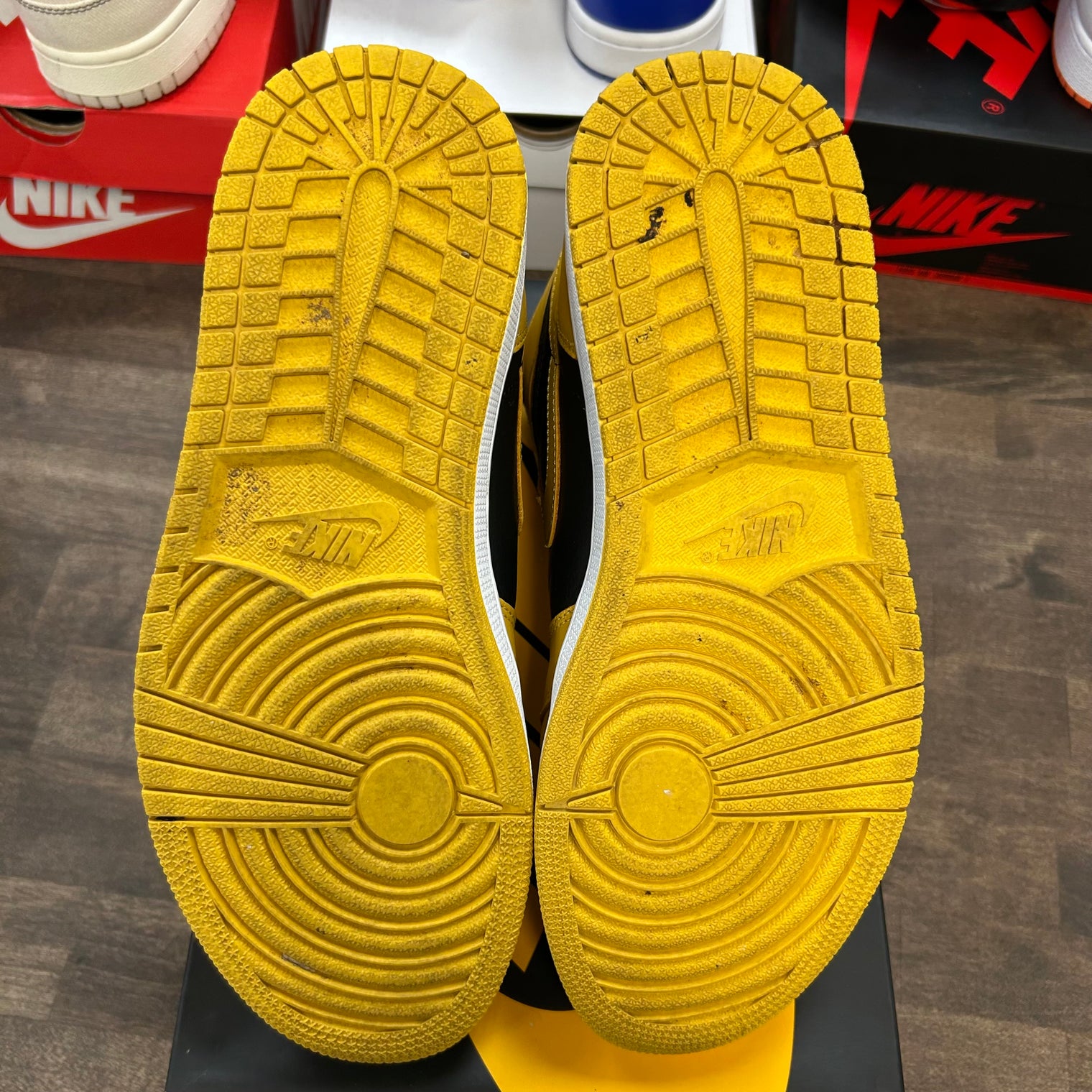 Pollen Jordan 1 High (USED)