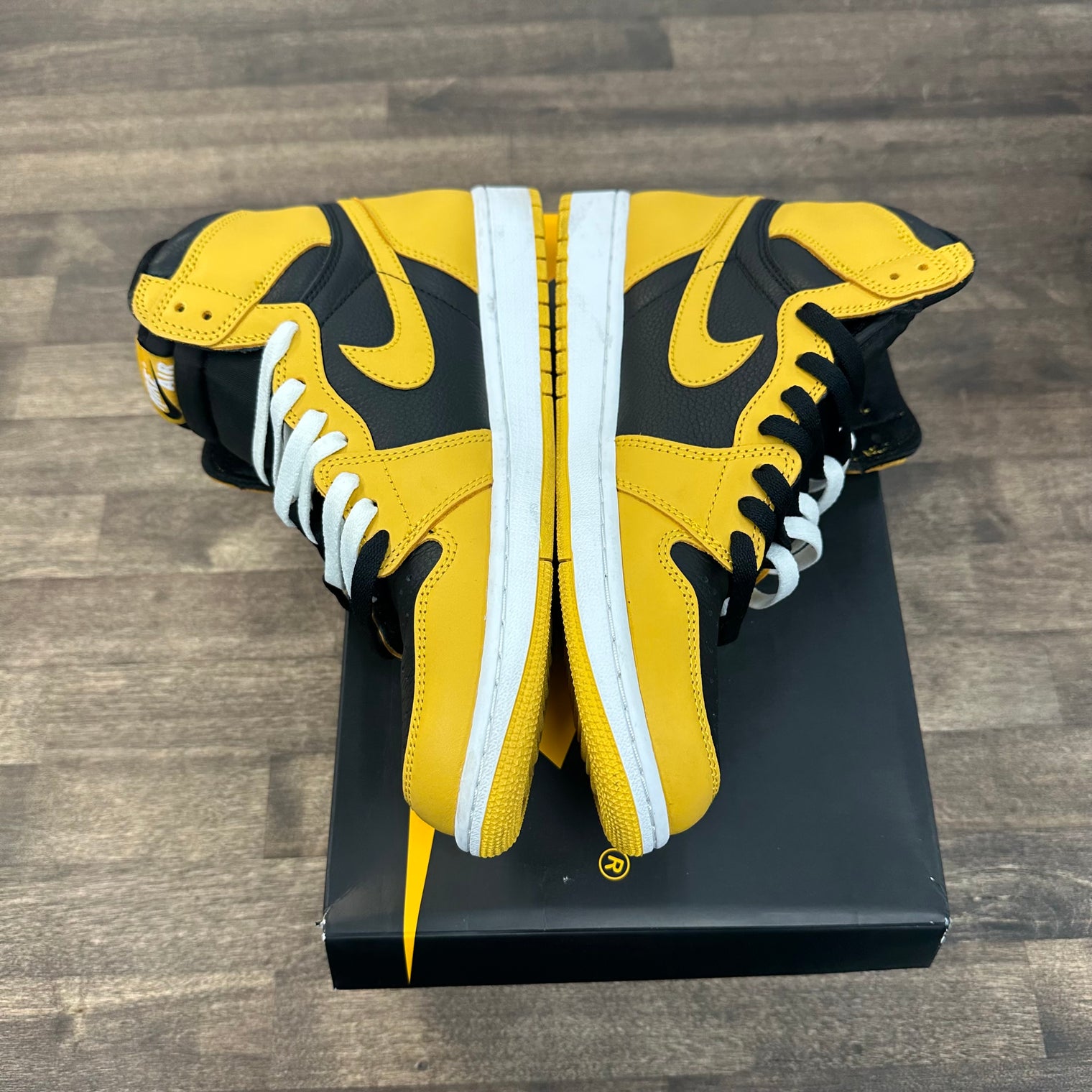 Pollen Jordan 1 High (USED)