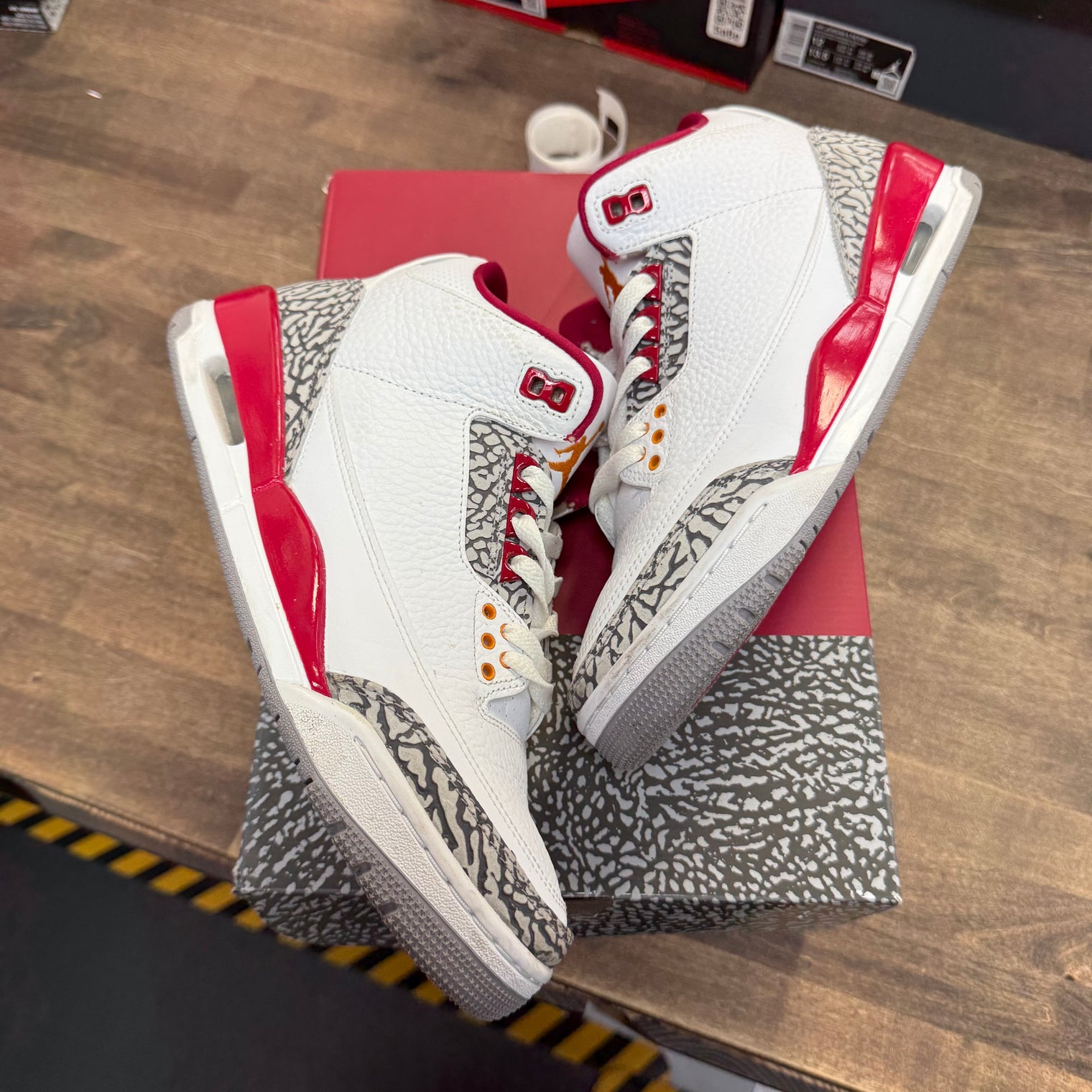 Jordan 3 Retro Cardinal Red (USED)