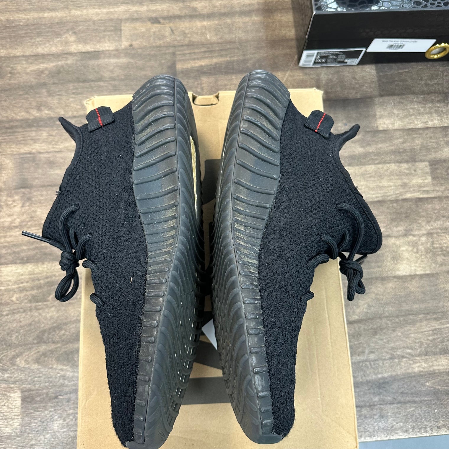 Bred Yeezy 350 (USED)