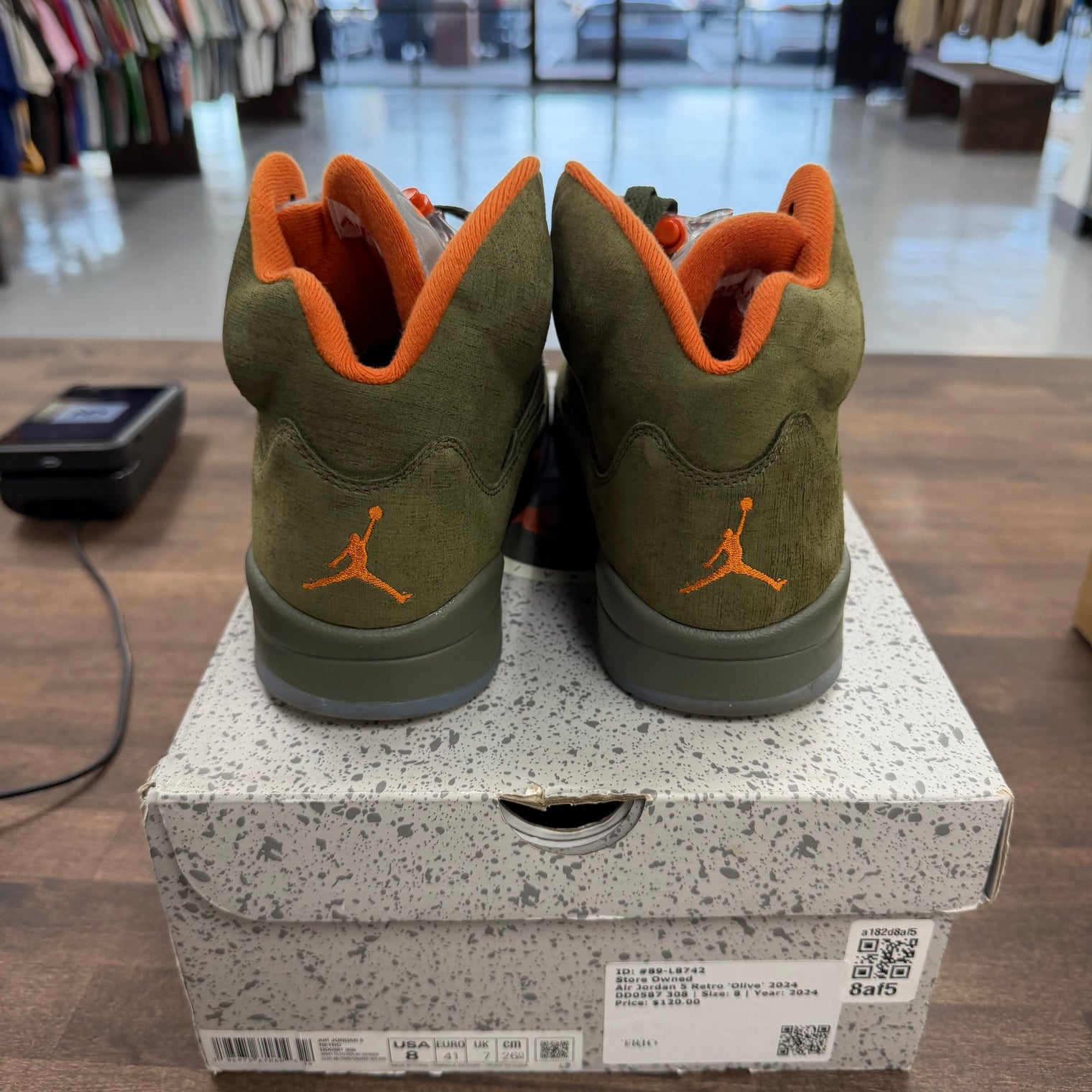 Olive Jordan 5 Retro (USED)