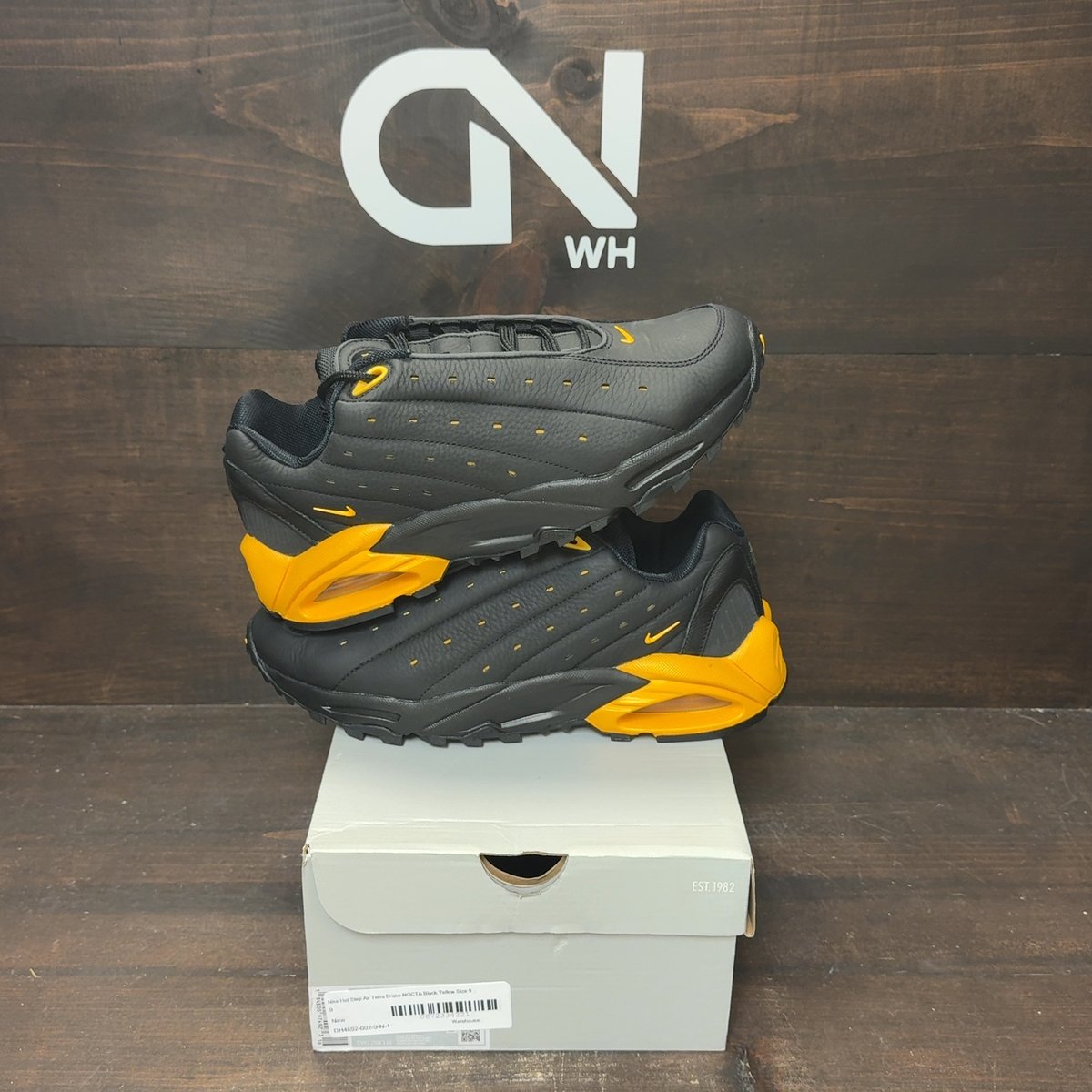 Nike Hot Step Air Terra Drake NOCTA Black Yellow Size 9 - front