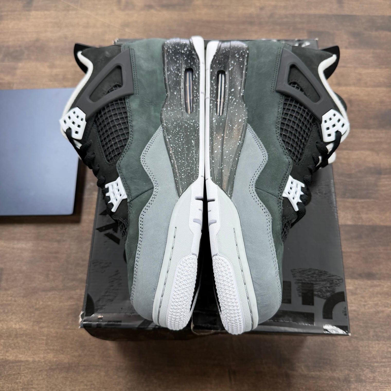 Fear Jordan 4 Retro (2024) (Lightly Worn)