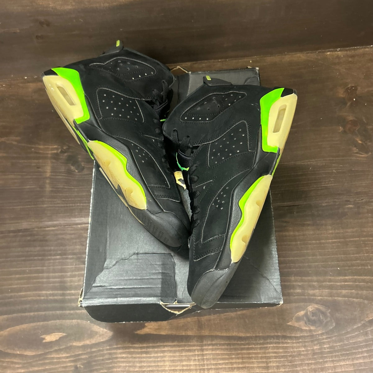 Jordan 6 Retro Electric Green (GS) - Image 2