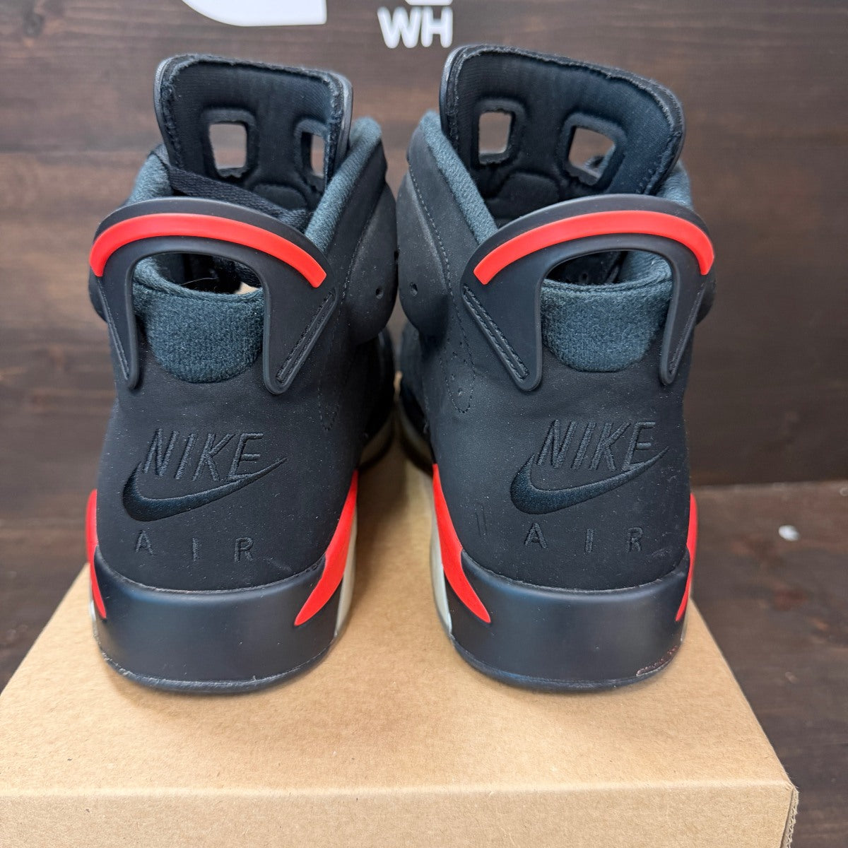Jordan 6 Retro Black Infrared (2019) Size 10 (Pre-Owned) - Image 4
