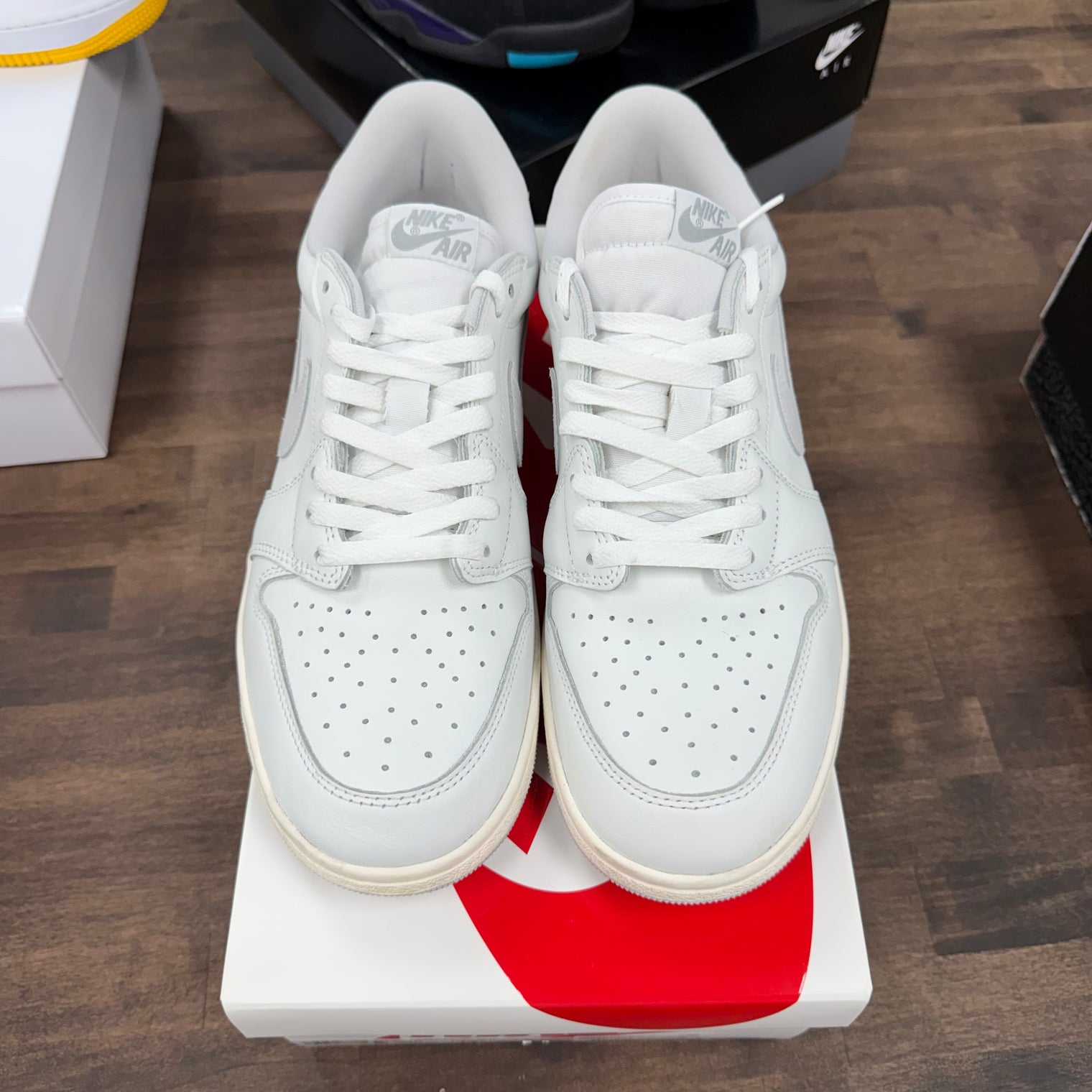 Neutral Grey Jordan 1 Retro Low '85 (USED)