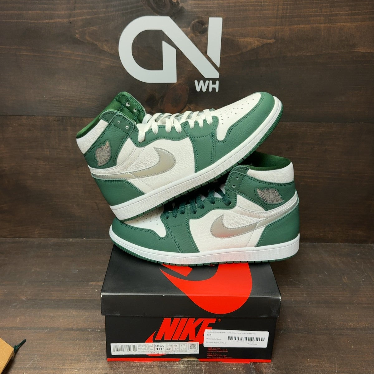 Jordan 1 Retro High OG Gorge Green Size 10.5 (Pre-Owned) - front