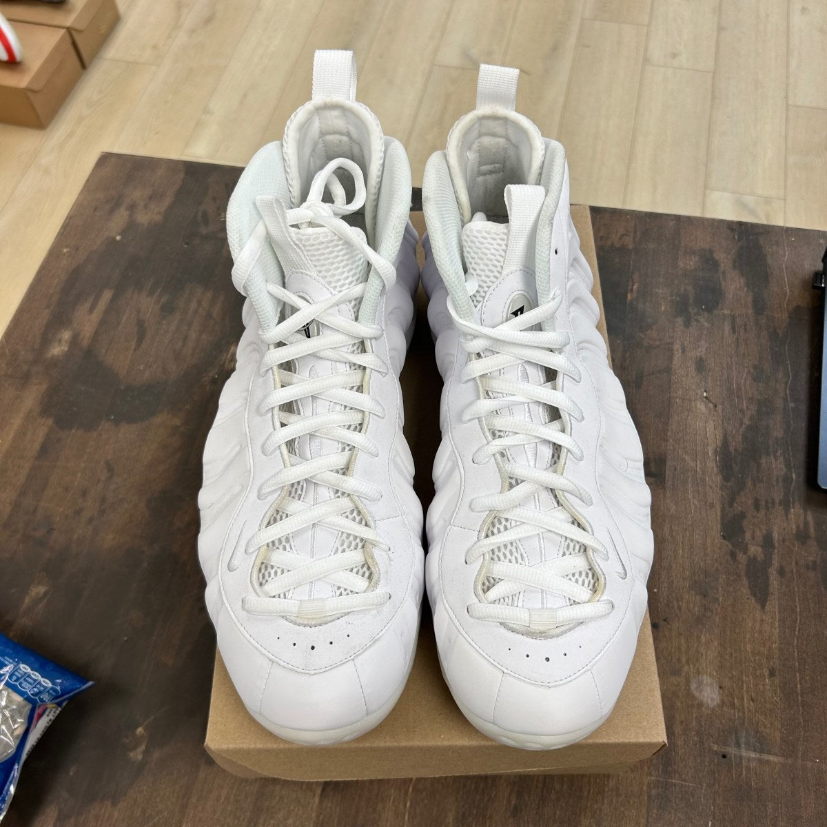 Nike Air Foamposite One Triple White Size 13 (Pre-Owned) - Image 2