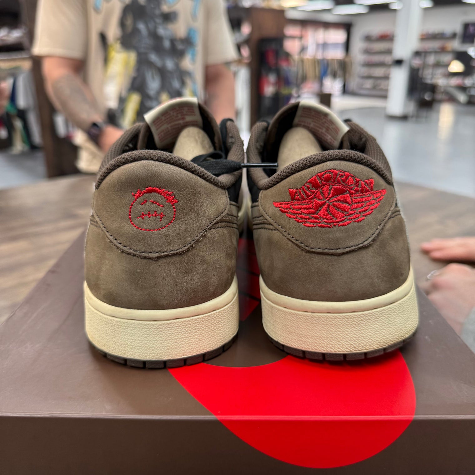 Travis Scott Mocha Jordan 1 Low OG SP (USED)