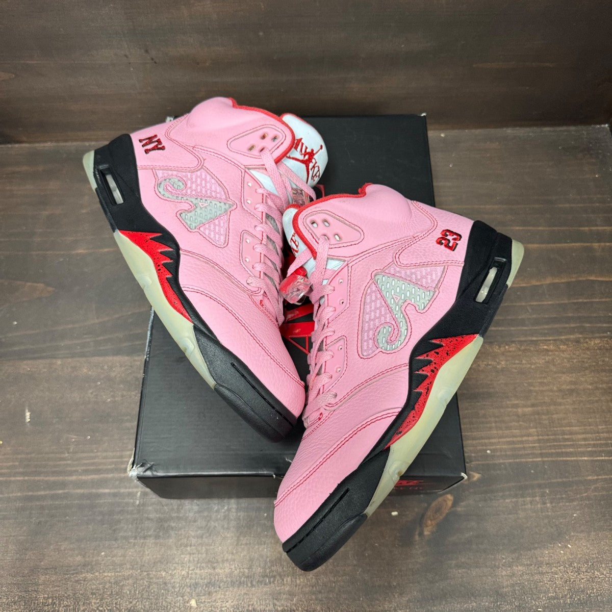 Jordan 5 Retro Awake NY Arctic Pink - Image 2