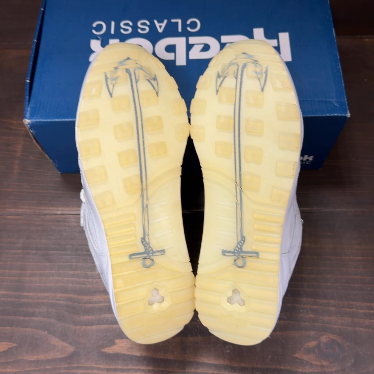 Shoe Gallery x Reebok Ventilator 'El Mariel' Size 8.5 (Pre-Owned) - aux
