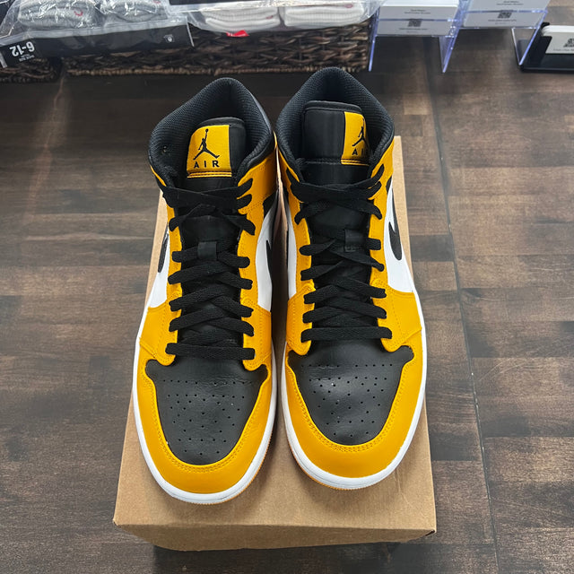 Yellow Toe Jordan 1 Mid (USED, No Box)