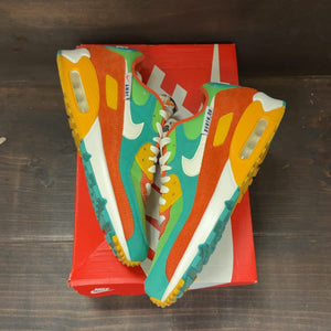 Nike Air Max 90 SE Running Club Size 9.5 (Pre-Owned) - back