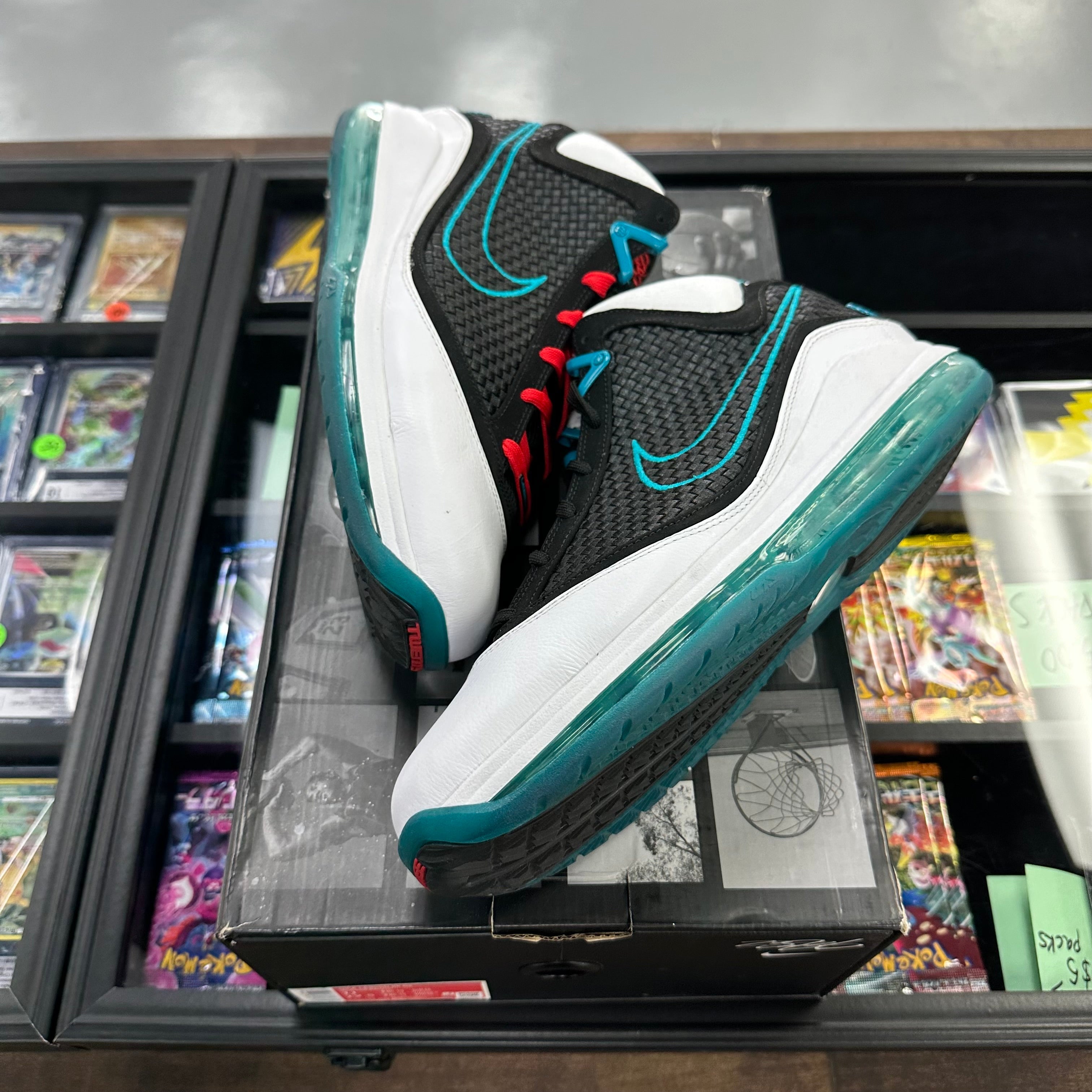 Nike Red Carpet LeBron 7 NFW (2019) (USED) Size 11 (Pre-Owned) - Image 1