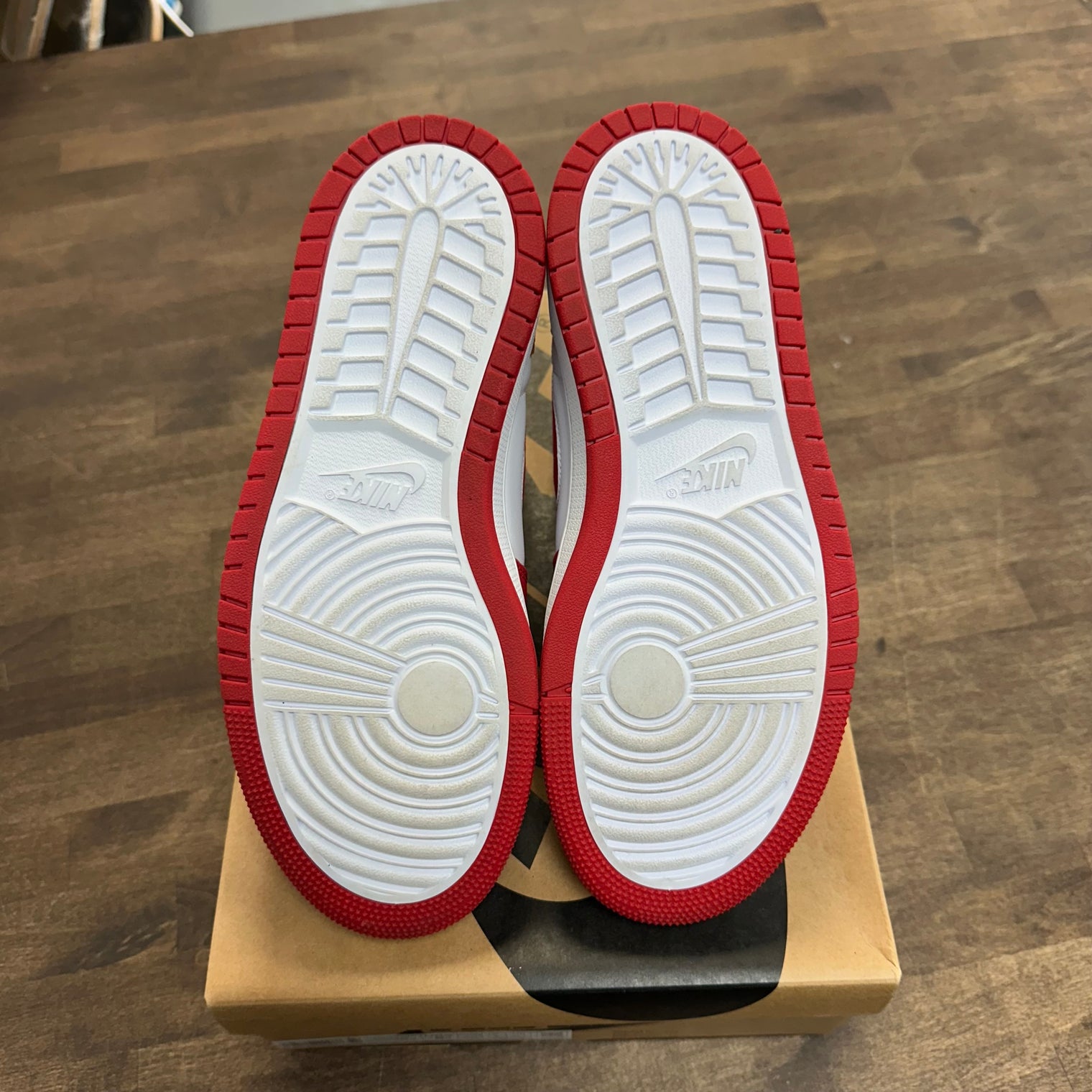 Fire Red Hot Curry Jordan 1 High Zoom CMFT (W) (USED)