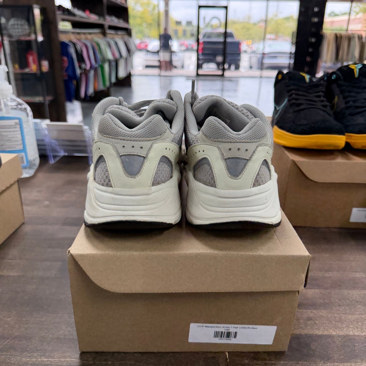 Static Yeezy 700 (USED, No Box)