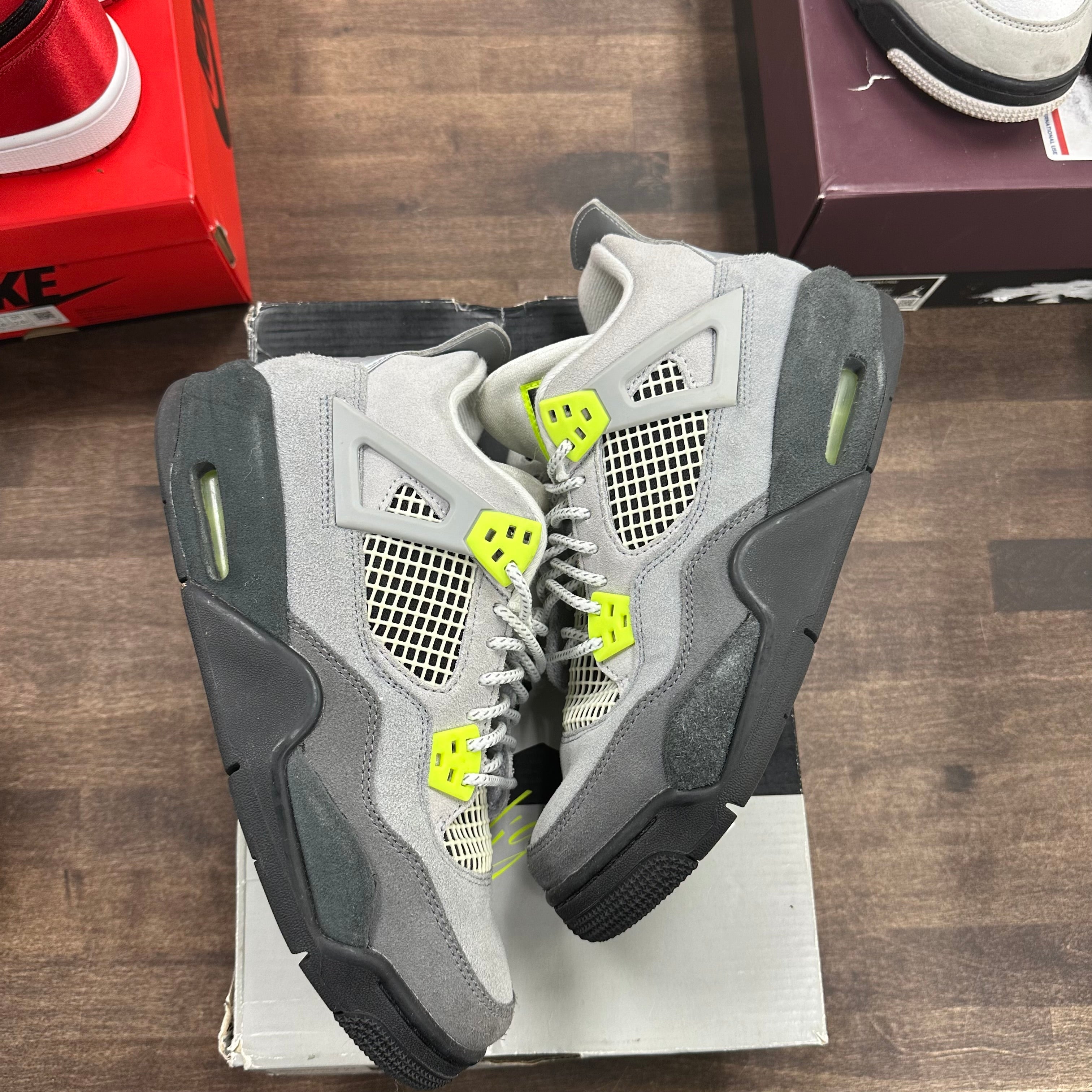 Jordan 4 Retro SE 95 Neon (US 7Y) (USED) Size 7Y (Pre-Owned) - Image 1