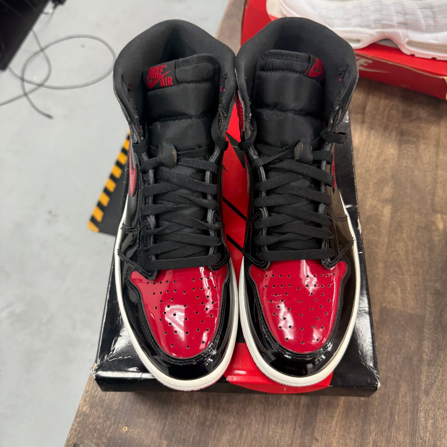 Patent Bred Jordan 1 High (USED)