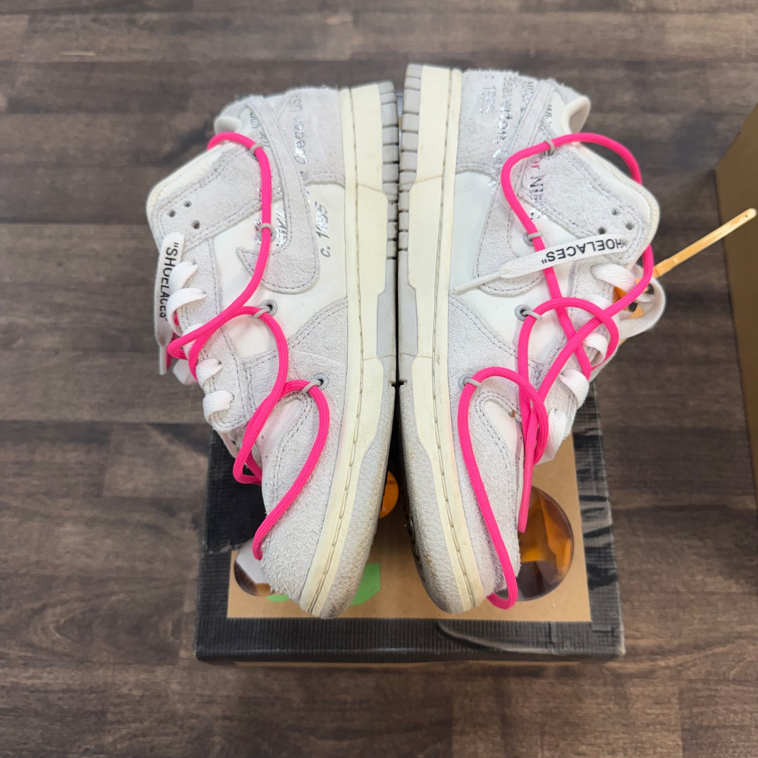 Off-White Lot 17 of 50 Nike Dunk Low (USED)