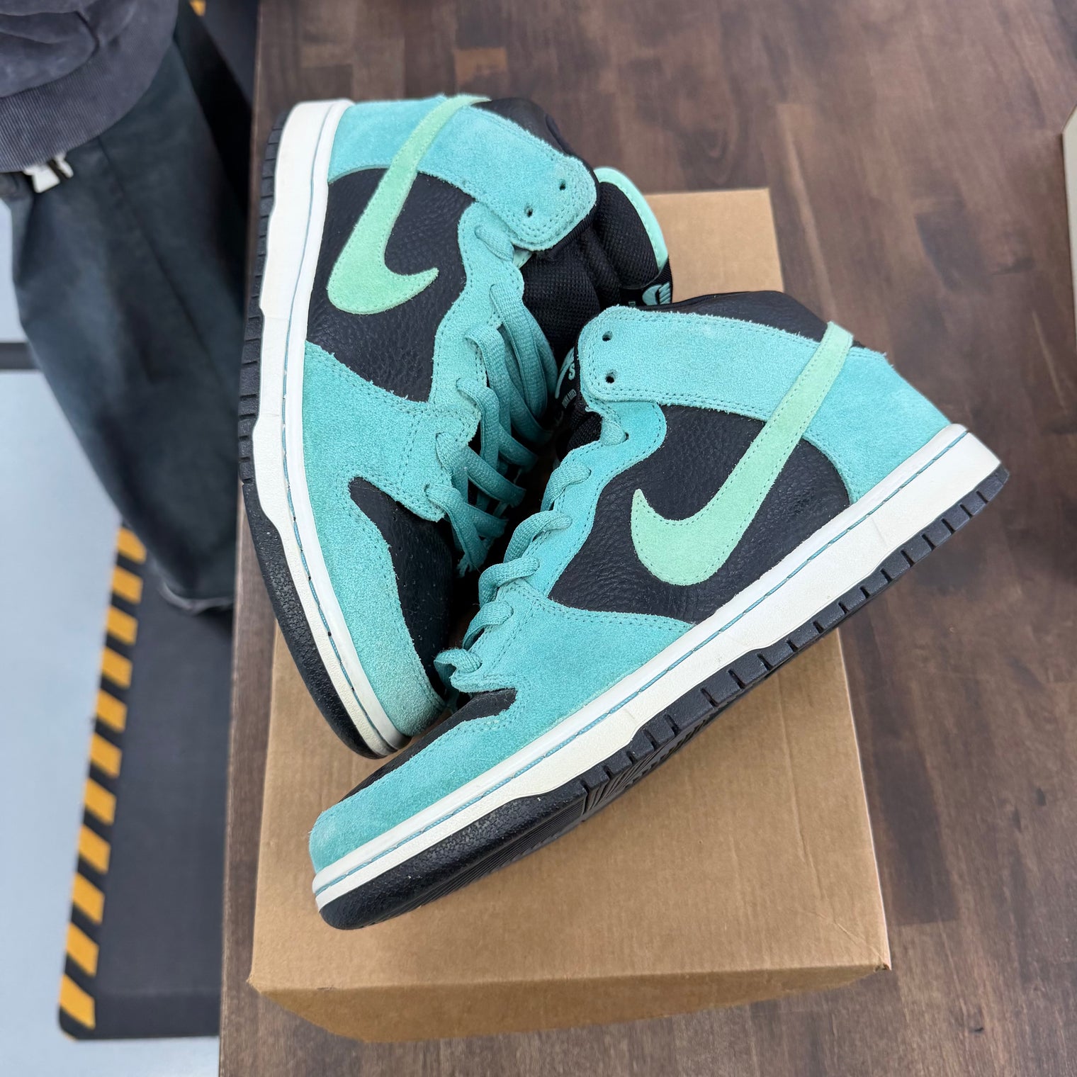 Sea Crystal SB Dunk Mid (USED, No Box)