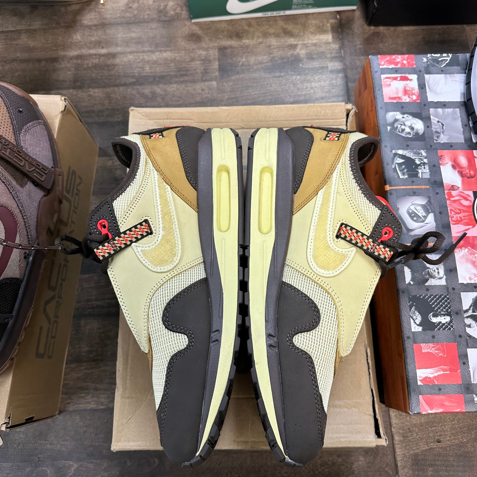 Travis Scott Cactus Jack Baroque Brown Nike Air Max 1 (USED)