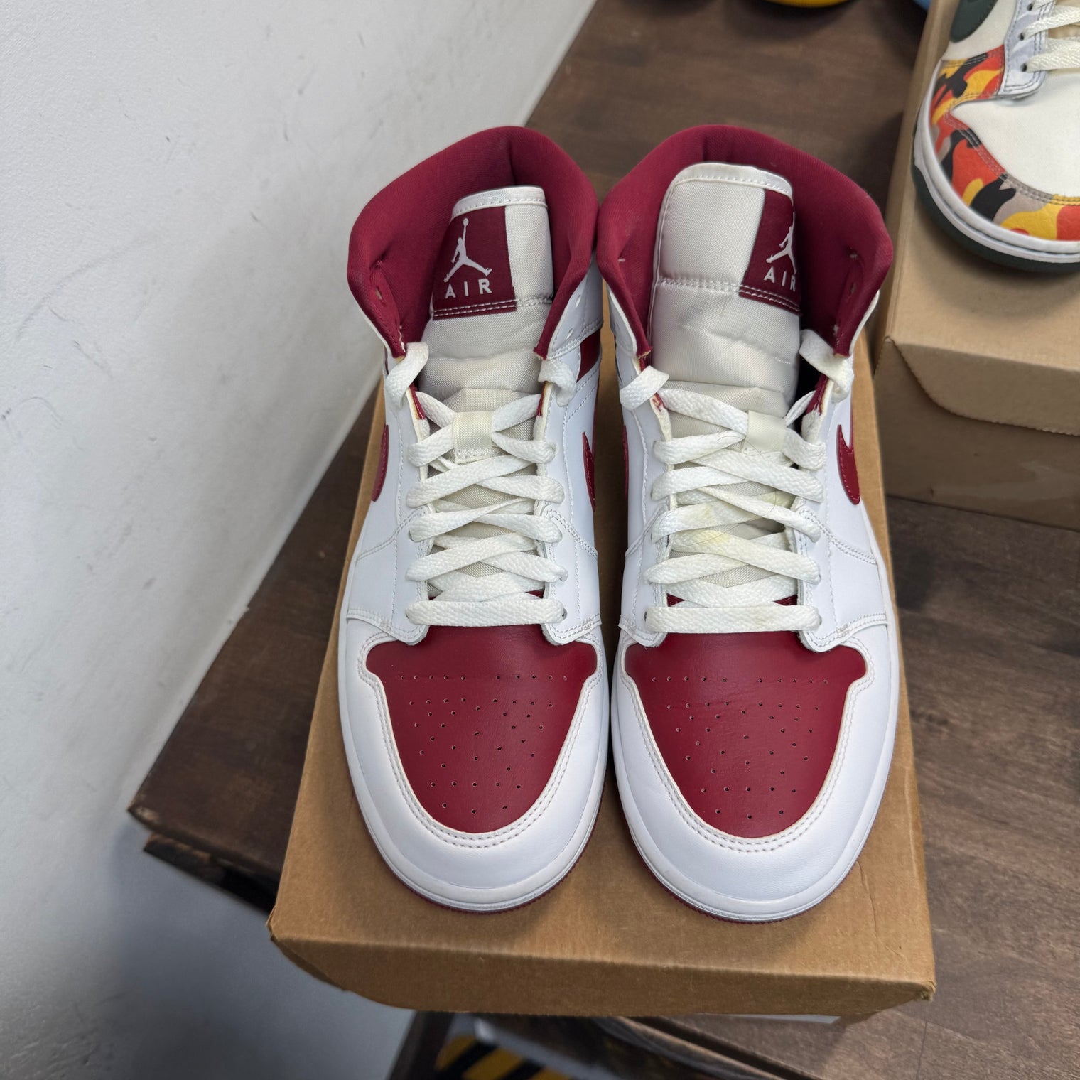 Reverse Chicago Jordan 1 Mid (W) (USED, No Box)