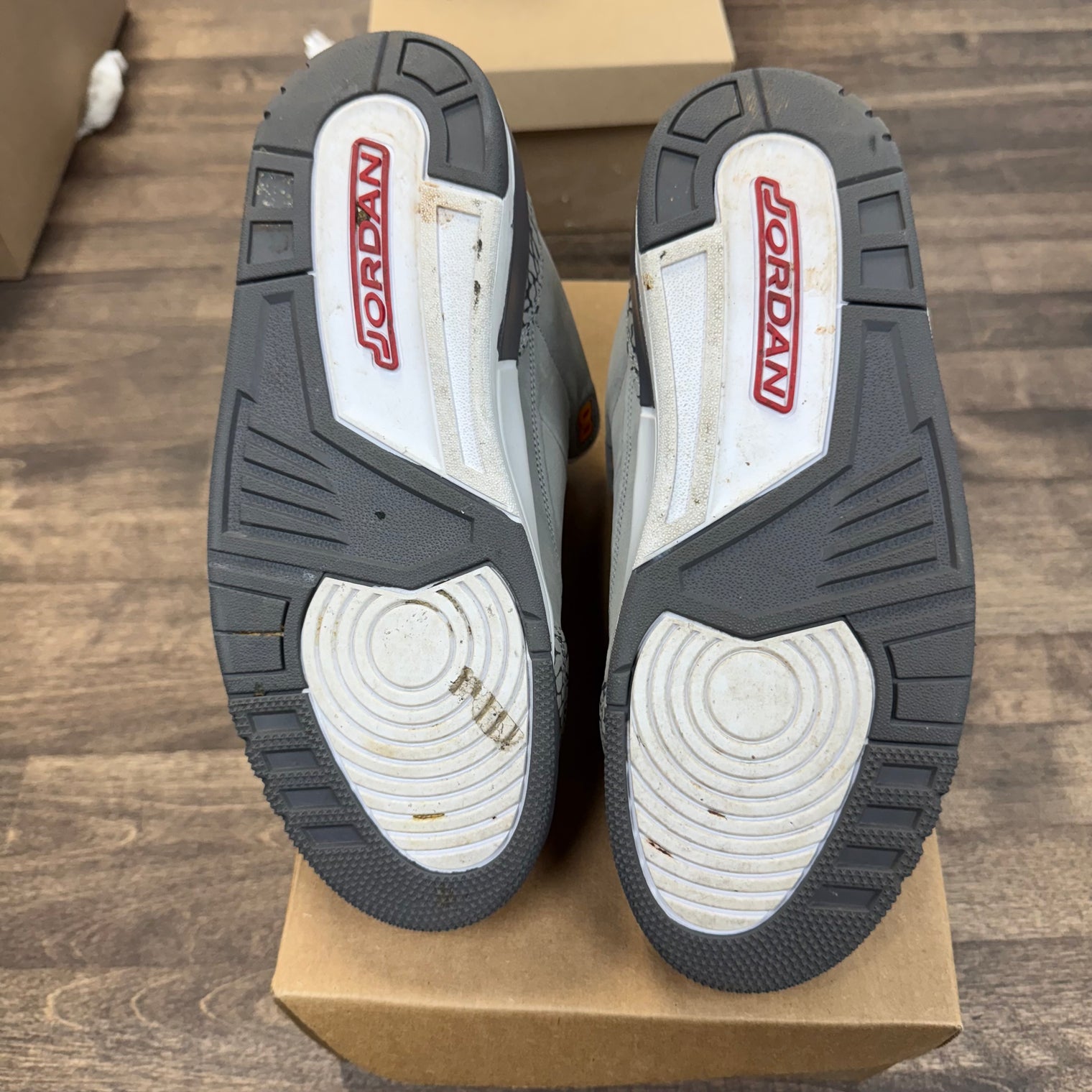 Cool Grey Jordan 3 Retro (USED,No Box)