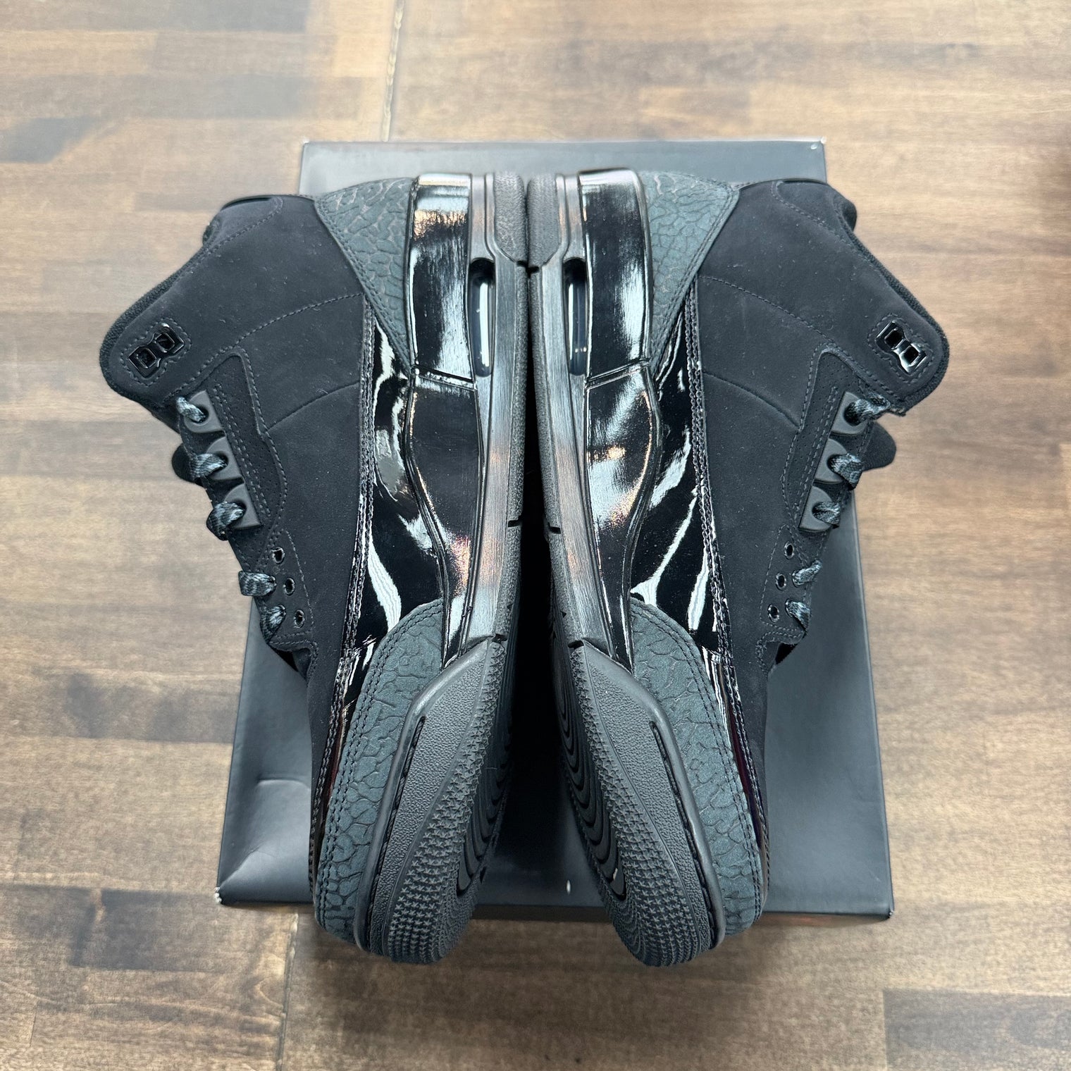 Black Cat Jordan 3 Retro (2025) (Lightly Worn)