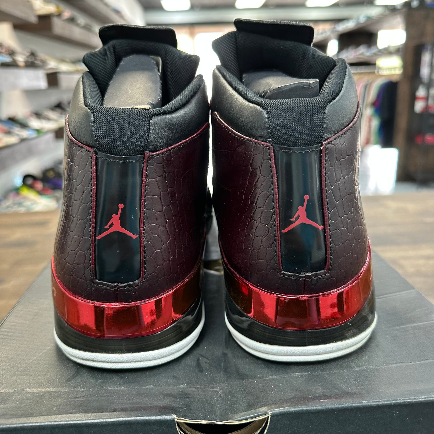 Chicago Bulls Jordan 17 Retro (USED)