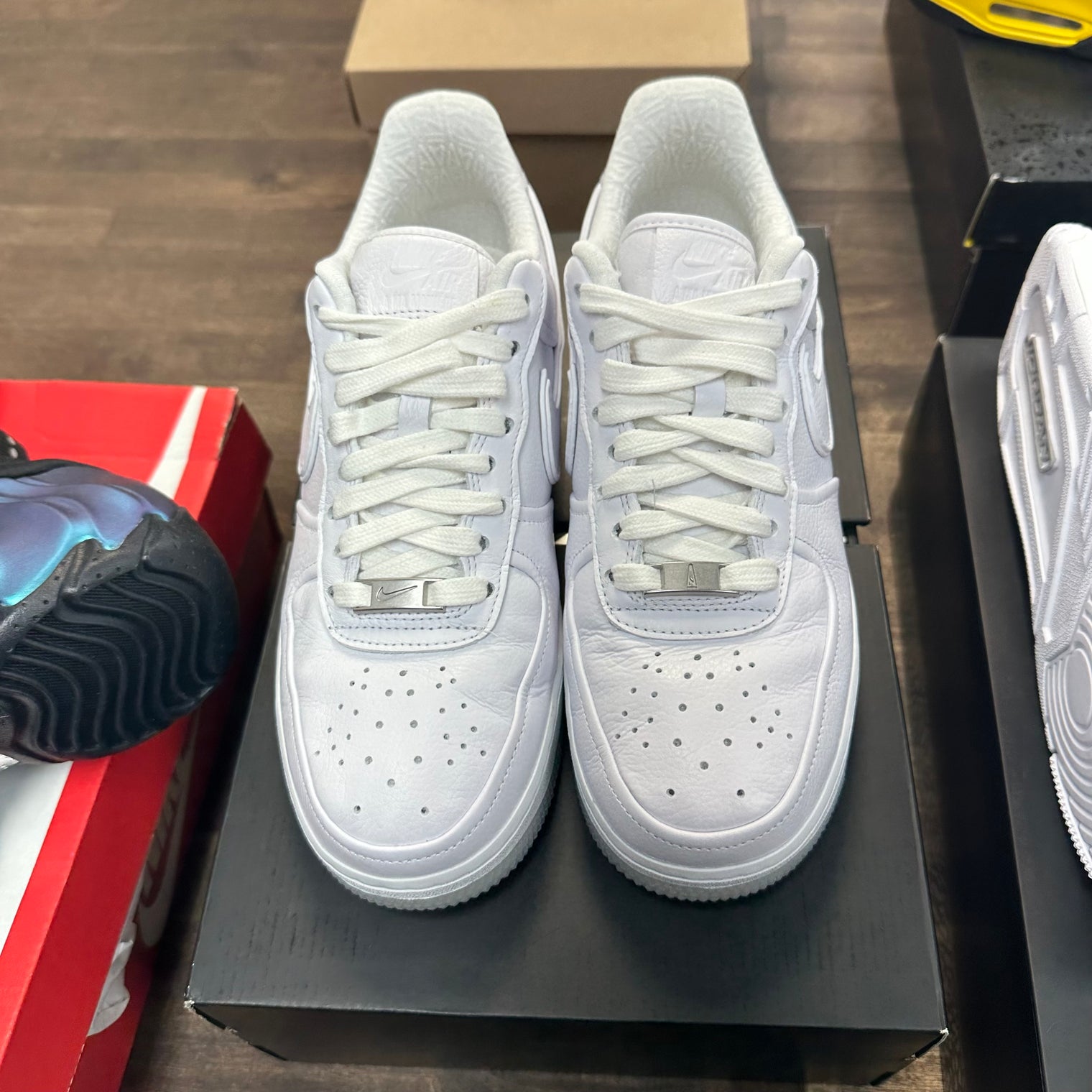 A Ma Maniere Triple White Air Force 1 (USED)