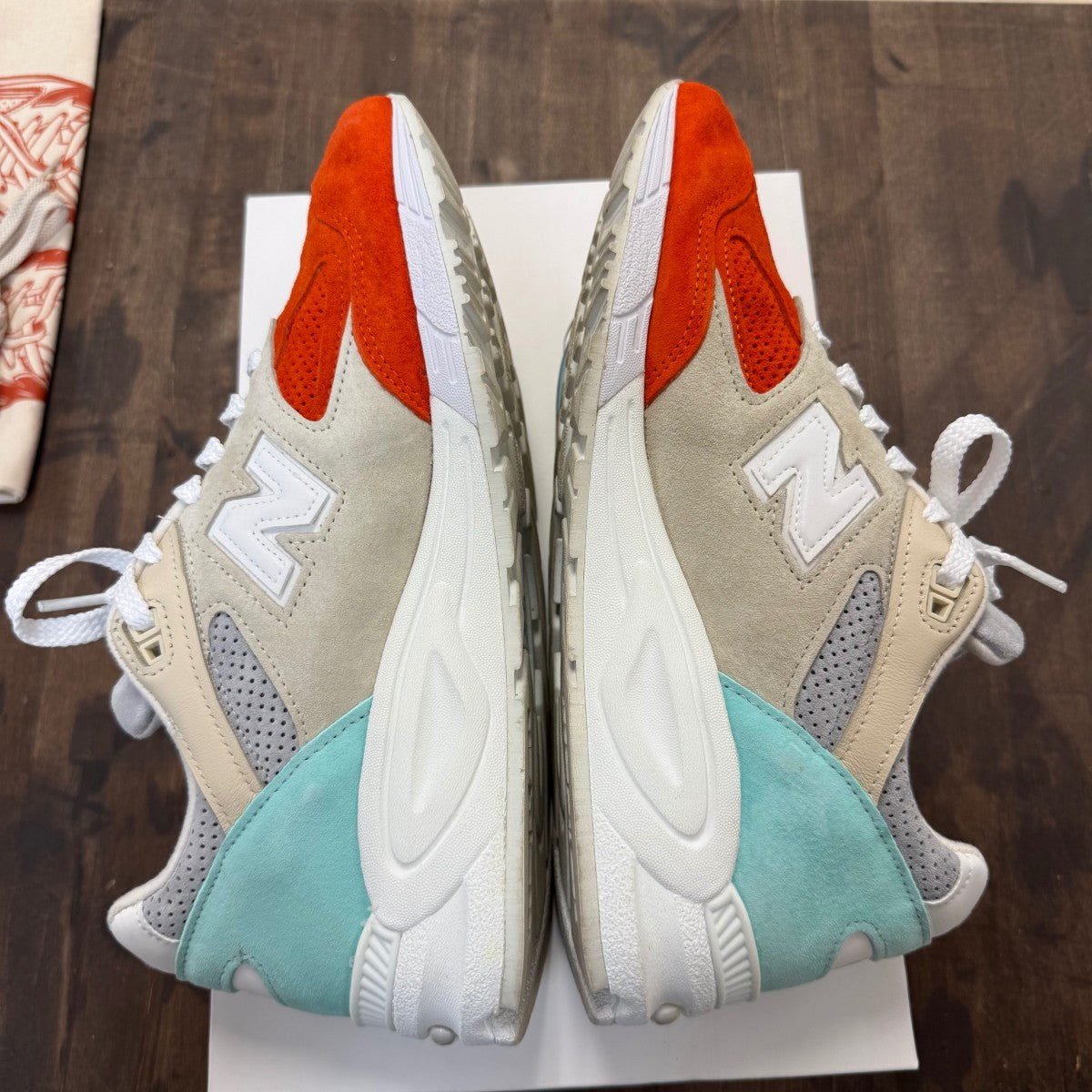 New Balance 990v2 Kith Cyclades (without Socks) Size 10 (Pre-Owned) - Image 5