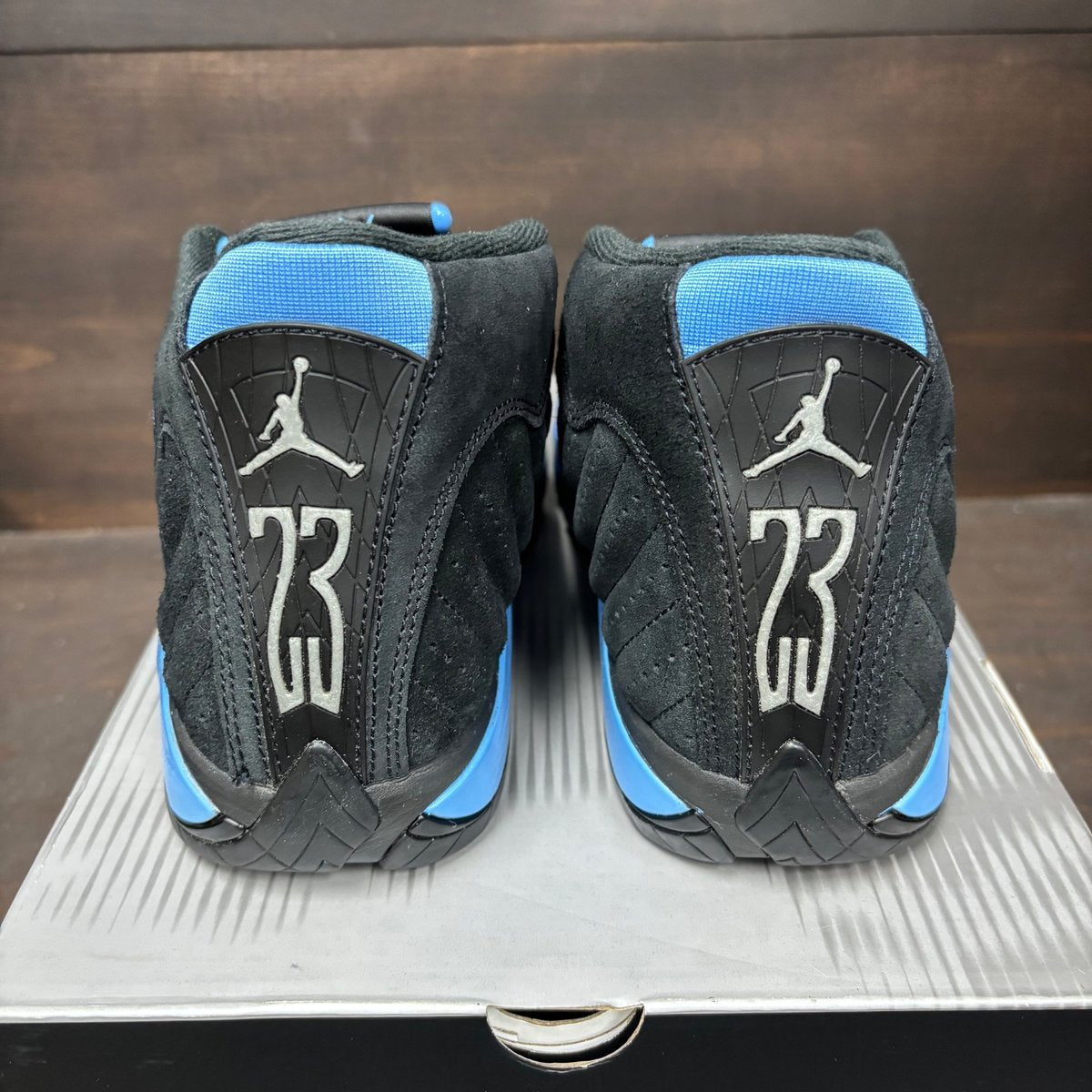 Jordan 14 Retro Black University Blue (2026) Size 9 (Pre-Owned) - sole