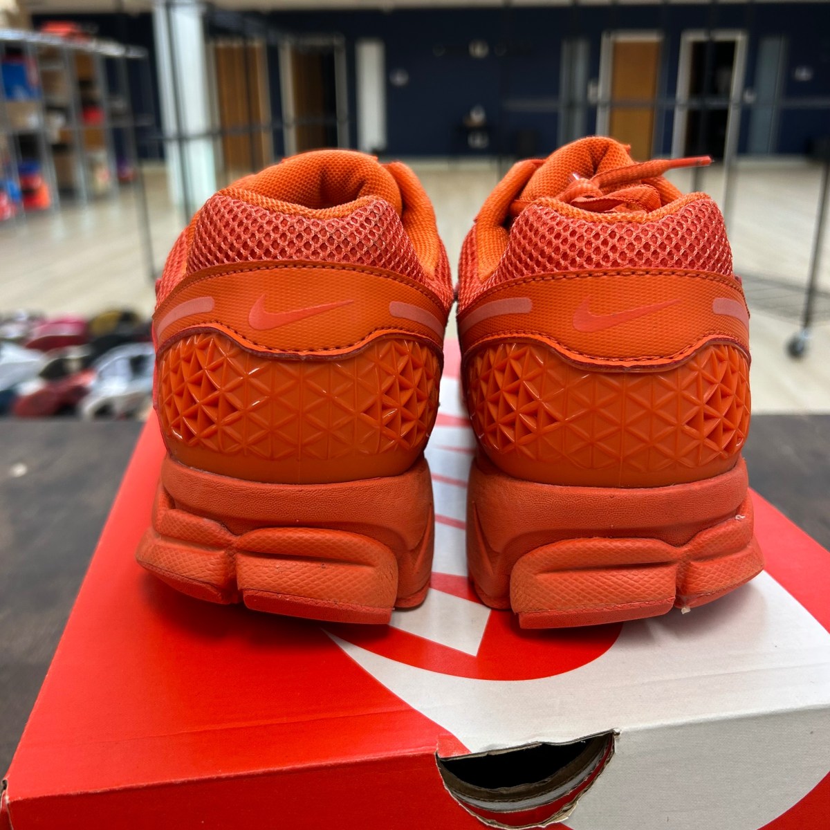 Nike Zoom Vomero 5 Cosmic Clay - Image 4