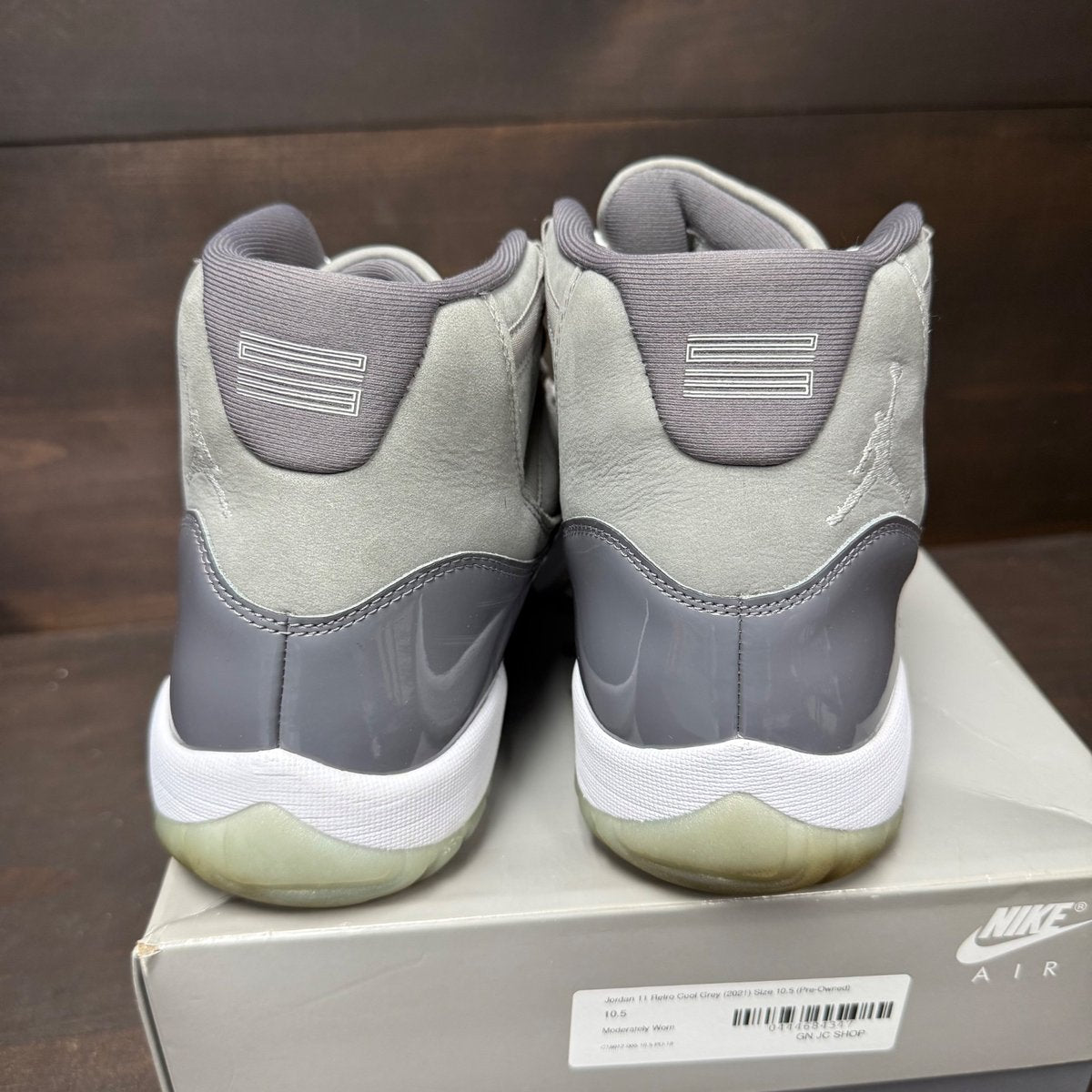 Jordan 11 Retro Cool Grey (2021) Size 10.5 (Pre-Owned) - sole