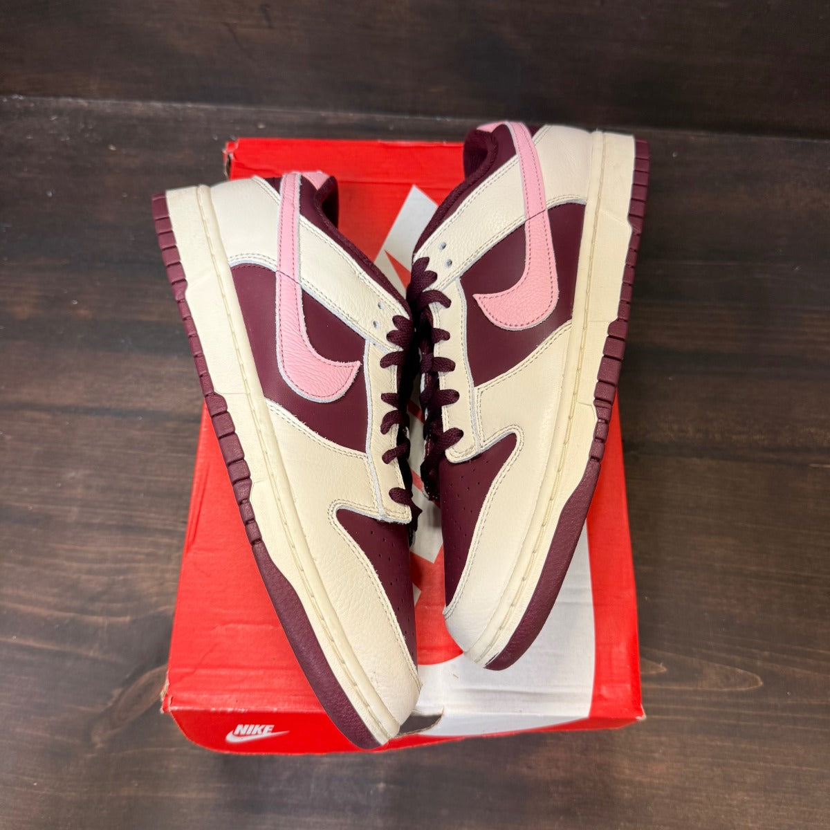 Nike Dunk Low Retro PRM Valentine's Day (2023) Size 10 (Pre-Owned)