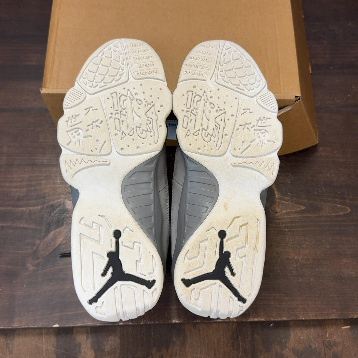 Jordan 9 Retro Particle Grey Size 7.5 (Pre-Owned) - Image 8