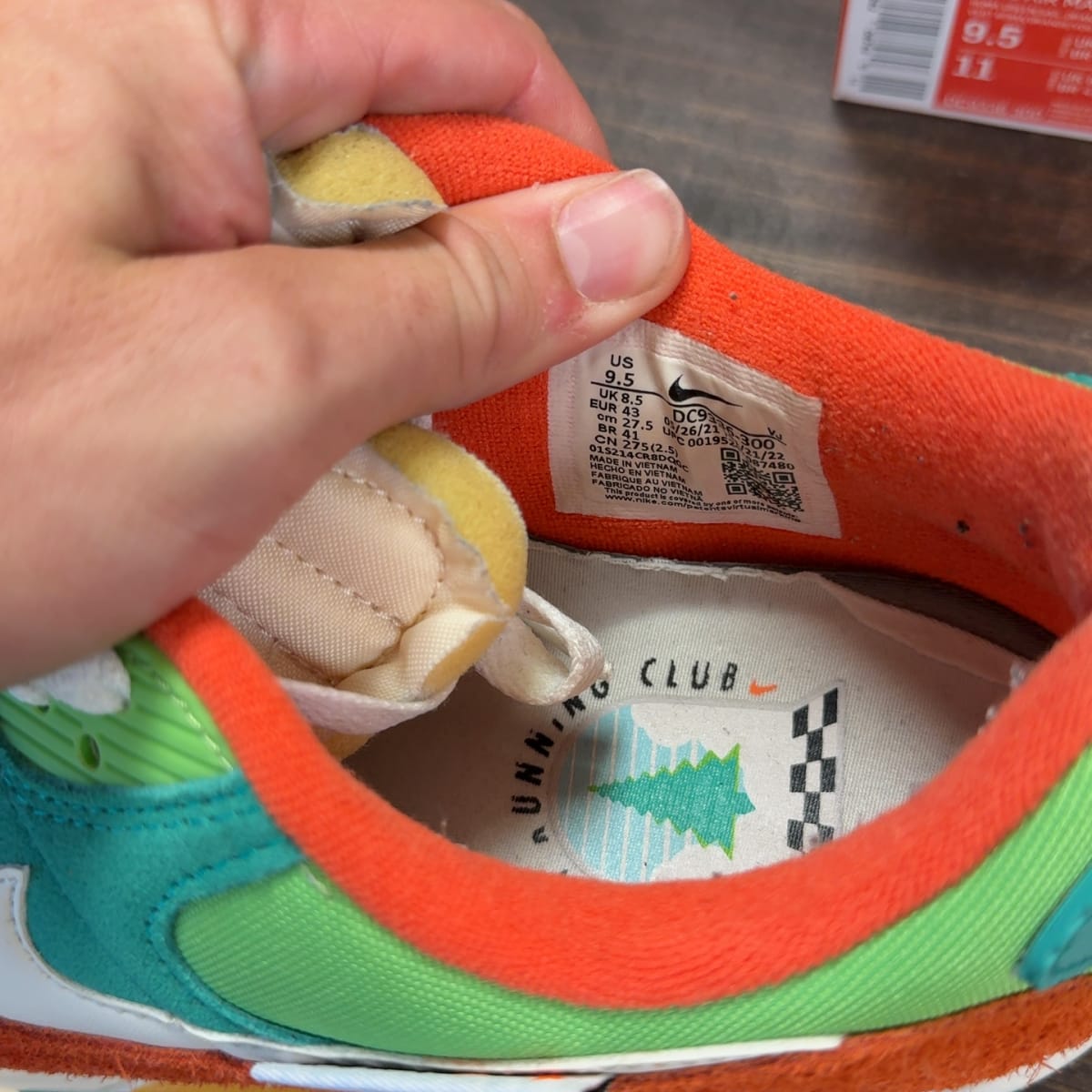 Nike Air Max 90 SE Running Club Size 9.5 (Pre-Owned) - aux