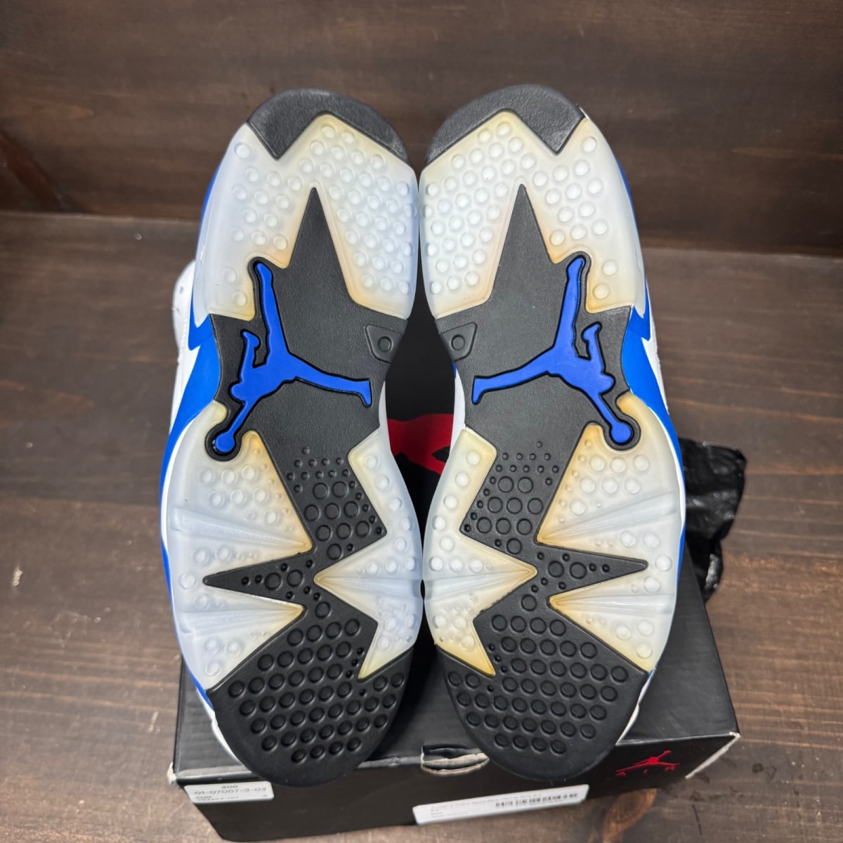 Jordan 6 Retro Sport Blue (2014) Size 8.5 - box