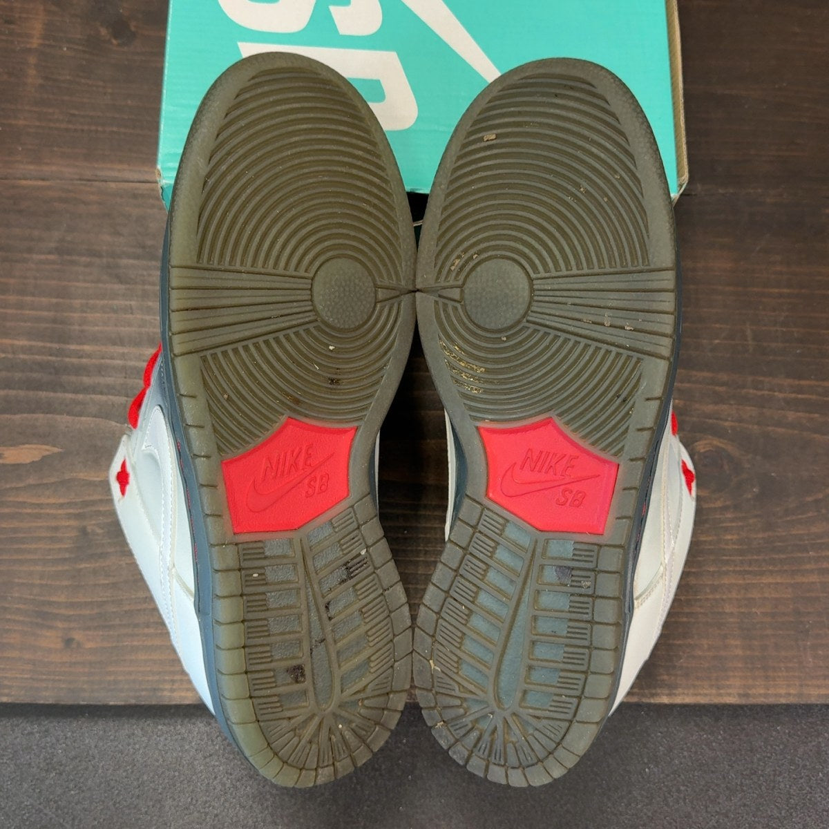 Nike SB Dunk Low Dorothy - Image 9
