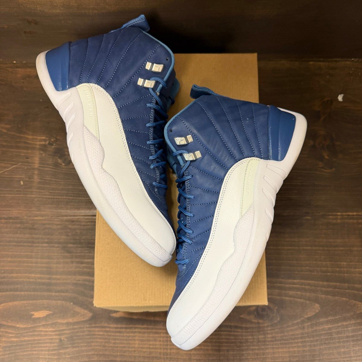 Jordan 12 Retro Indigo Size 11 (Pre-Owned) - Image 2
