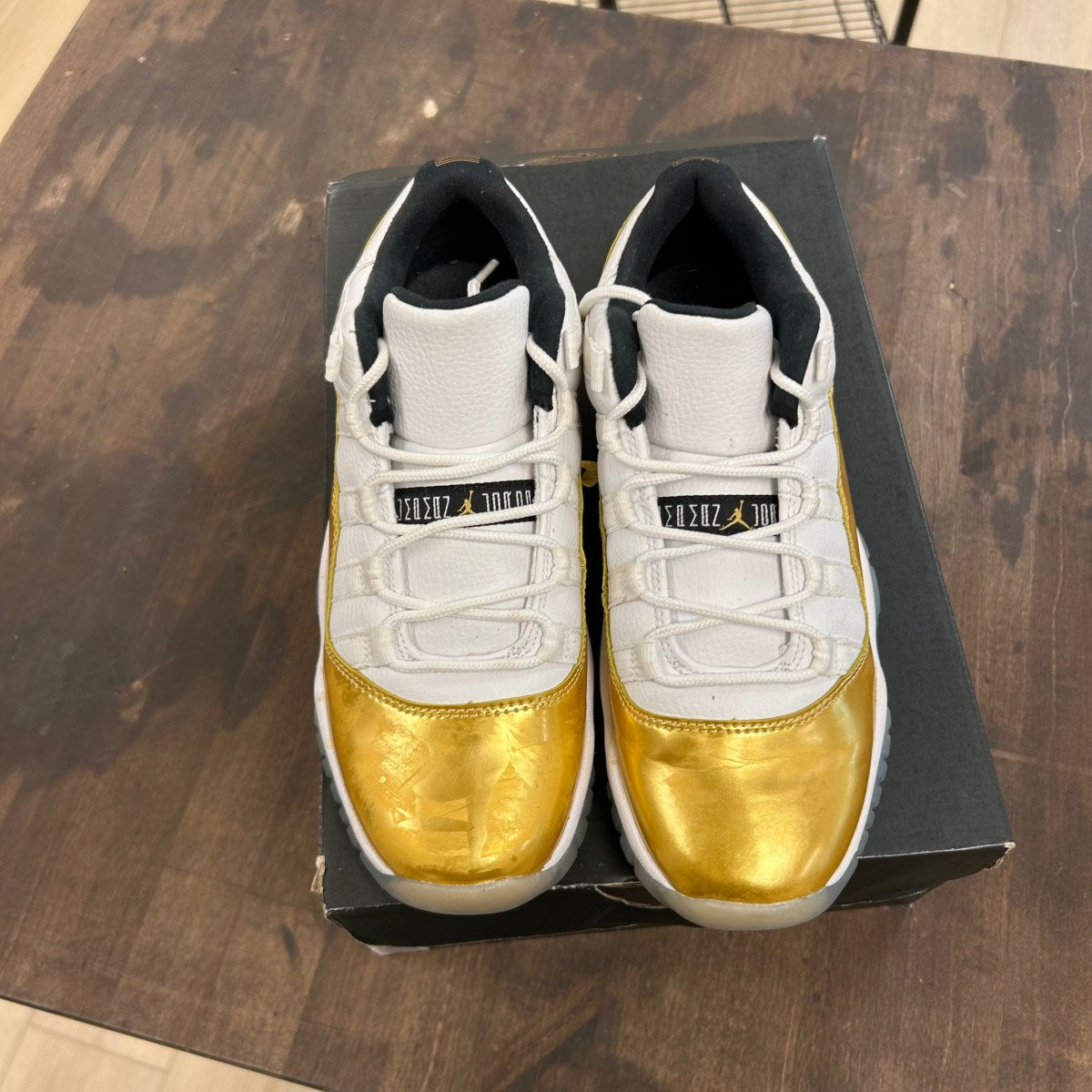 Jordan 11 Retro Low Closing Ceremony (GS) - Image 2