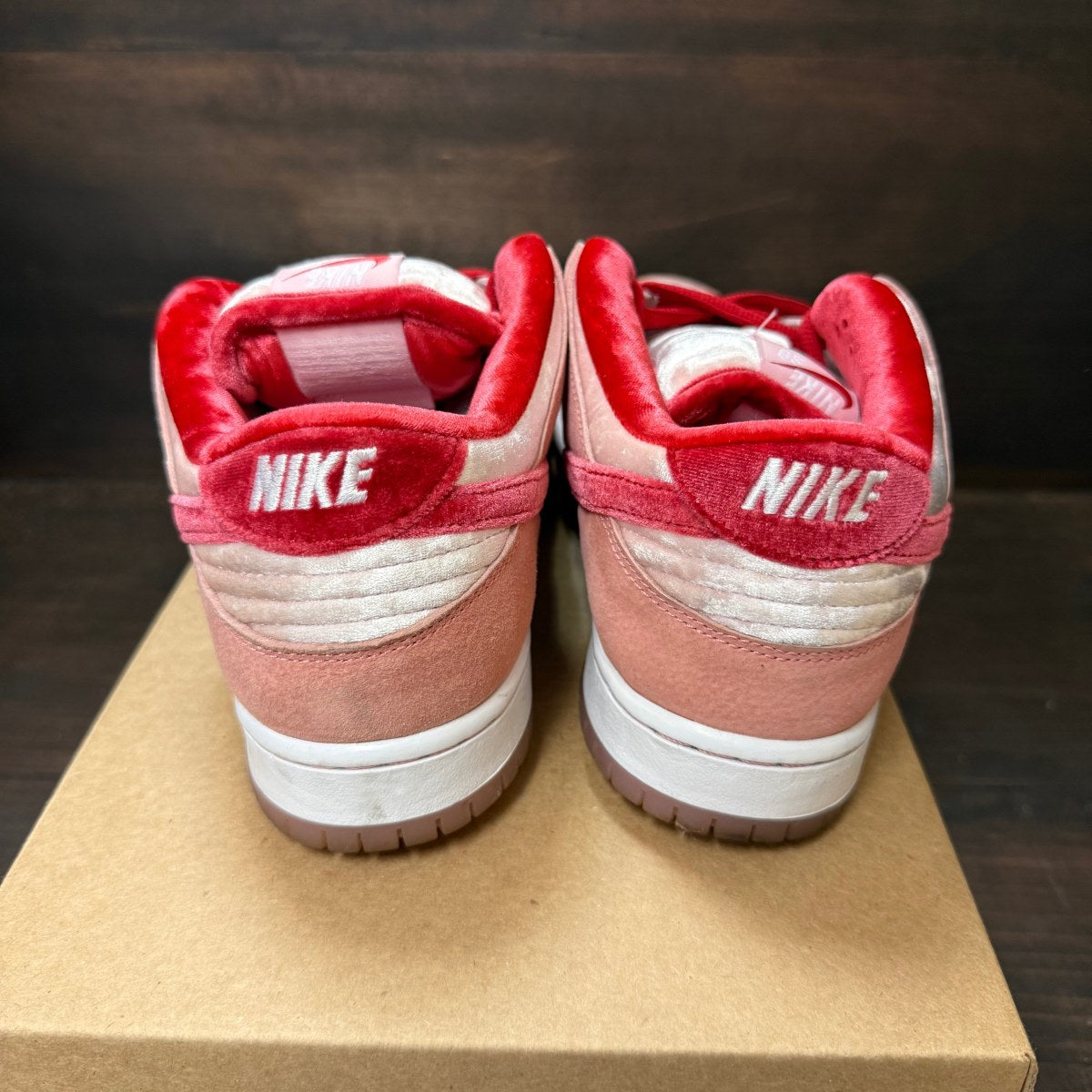Nike SB Dunk Low StrangeLove Skateboards Size 8 (Pre-Owned) - Image 4