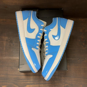 Jordan 1 Low SE White Legend Blue Size 12 (Pre-Owned) - back